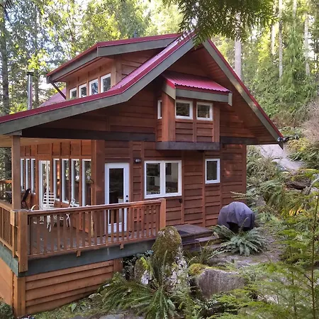 Moon Dance Cabin Madeira Park Exterior photo