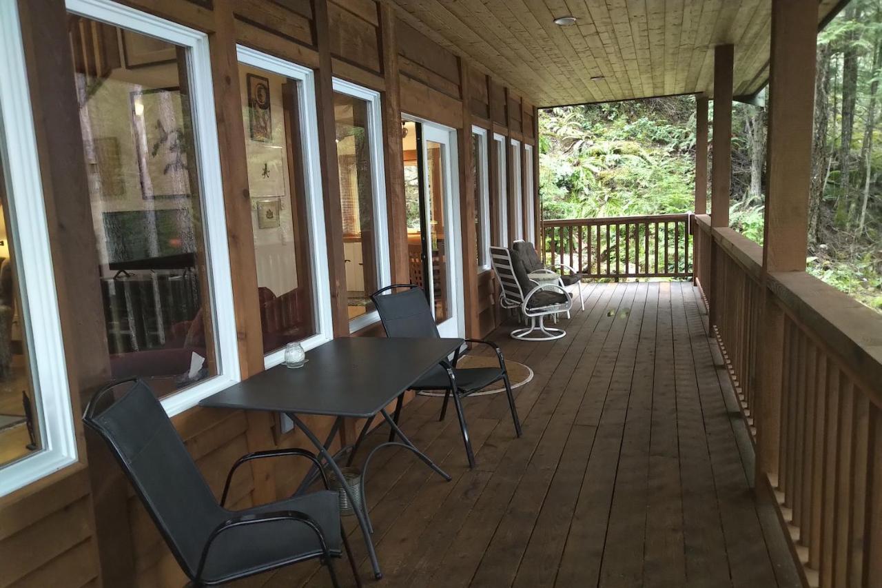 Moon Dance Holiday home Madeira Park